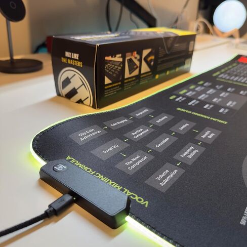 لوحة ماوس ورقية للمزج والإتقان - 35×25 سم (13.8×9.8") و80×30 سم (31.5×11.8") - سجادة مكتب استوديو لمنتجي الموسيقى ودي جي والمهندسين - نسخة LED متاحة in Kuwait