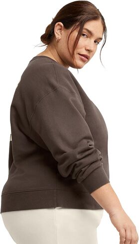 Hanes Women's Originals Sweatshirt, Midweight Crewneck Fleece Pullover, Plus in Saudi Arabia