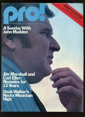 December 5 1976 NFL Program Detroit Lions at New York Giants NRMT - NFL Programs in Saudi Arabia