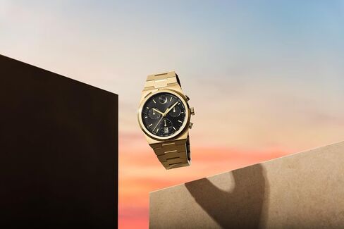 Movado Bold Quest Men's Luxury Chronograph Watch - Swiss Quartz Movement, Stainless Steel Bracelet, Water Resistance 50 Meters (5ATM) - Classic Timepiece - Gift for Him - 42mm in Saudi Arabia