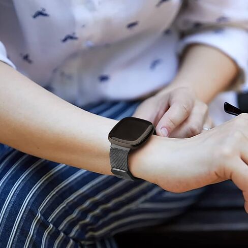 أربطة معدنية لـ Fitbit Versa 4/Fitbit Versa 3/Sense 2/Fitbit Sense، حزام سوار بحلقة بديلة من الفولاذ المقاوم للصدأ قابل للتعديل مع قفل مغناطيسي in Kuwait