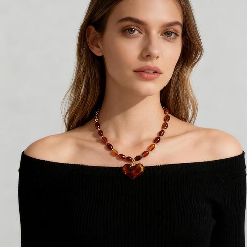 Amber Acrylic Chunky Heart Penadnt Necklace for Women Exaggerated Statement Puff Heart Choker Necklace in Kuwait