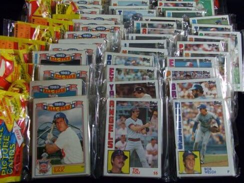 بطاقات بيسبول توبس 1984 - حزمة RACK (مجموعة واحدة مكونة من 54 بطاقة + بطاقة All Star 1983) in Saudi Arabia