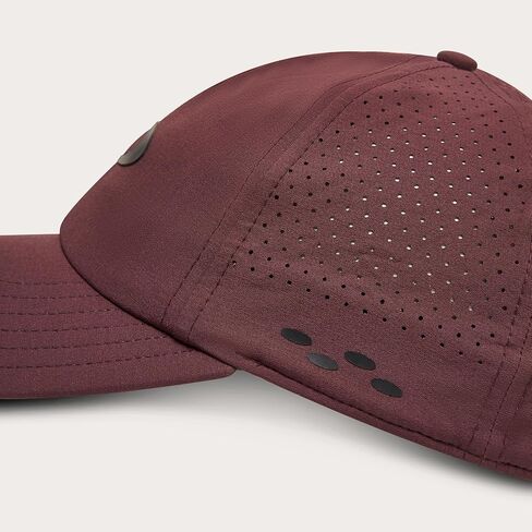 Oakley Men's Performance 6 Panel Hat in Saudi Arabia