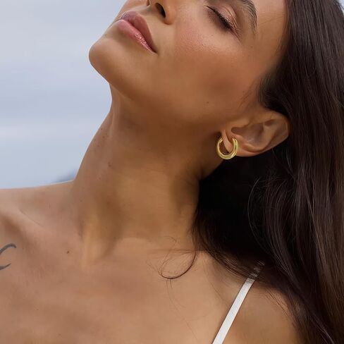 أقراط ذهبية للنساء 18 كيلو متر مطلي بالذهب من الفولاذ المقاوم للصدأ مقاوم للصدأ مكتنزة مجوهر in Kuwait