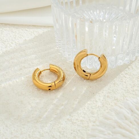 أقراط ذهبية للنساء 18 كيلو متر مطلي بالذهب من الفولاذ المقاوم للصدأ مقاوم للصدأ مكتنزة مجوهر in Kuwait