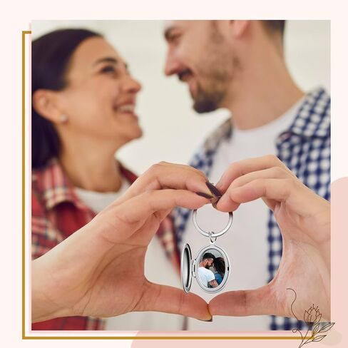 4 Pcs Silver Heart Locket Keychains for Women Stainless Steel Locket Key Chain That Hold Pictures Photo Keychain As Gifts in Saudi Arabia