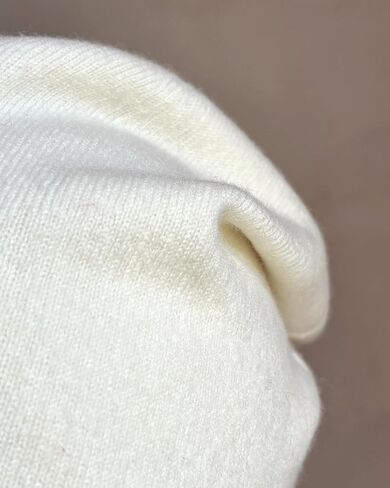 الكلاسيكية 100 ٪ Superfine Merino Wool Beanie Hat ، قبعة شتوية متماسكة ، رجال وامرأة خفيفة الوزن in Kuwait