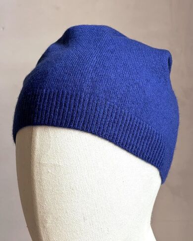 Classic 100% Superfine Merino Wool Beanie Hat, Knit Winter Cap, Lightweight Skull Men and Woman in Saudi Arabia