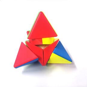 UMESCENE Creative 2x2 Pyramid Speed Cube, 2x2 Pyraminx Running Twist Cube, 2x2 Triangle Shape Shifting Cube Puzzle Toys, Brain Teaser Puzzles, No Stickers (Baby Pyramid)