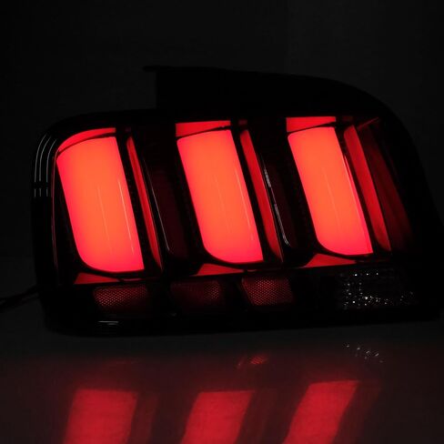 أضواء الذيل LED LED Assembly متوافقة مع Ford Mustang 2005 2006 2007 2008 2009 Light Light Brade Lamp ، Lens Smoked in Kuwait