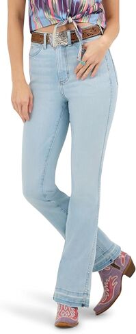 Wrangler Women's X Lainey Wilson Boot Huggers ، Blue Wash in Kuwait
