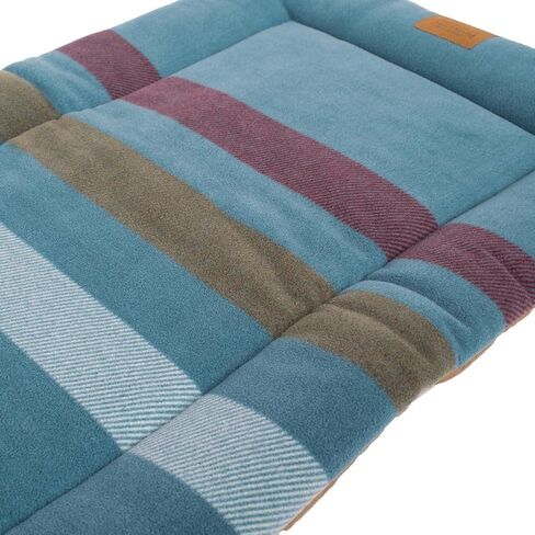 Pendleton Fleece Comfort Cushion Dog Bed - Cabin Stripe Shale, L in Saudi Arabia