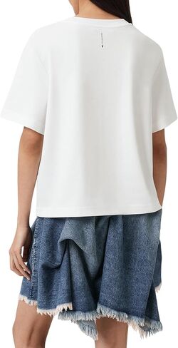 Women's Lisa Tee in Kuwait