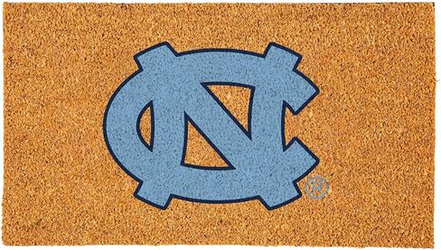 ممسحة من ألياف جوز الهند الطبيعية لجامعة نورث كارولينا NCAA من فريق سبورتس أمريكا | شعار الفريق الرسمي بالألوان الكاملة | 28 × 16 بوصة | عدم الانزلاق مرة أخرى | سجادة أرضية ترحيب للباب الأمامي | سجادة مدخل داخلي وخارجي in Kuwait