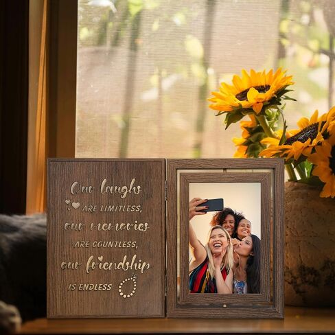 هدايا إطار صورة زفاف تضيء للأزواج 2025 - إطار صورة متوهج يتوهج MR و MRS هدايا دش الزفاف للعروس الزوجين المتزوجين حديثًا - ديكور عتيقة يحملان 2 4x6 صور in Kuwait