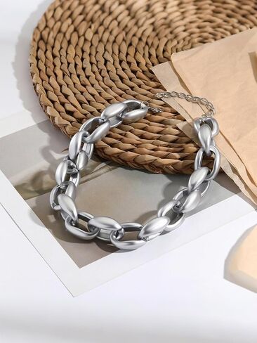 Chunky Cuban Chain Choker Necklaces Silver Punk Hip Hop Necklaces Exaggerated Heavy Link Chain Necklace Statement Collarbone Necklace for Party Costume Accessory Jewelry for Women in Saudi Arabia