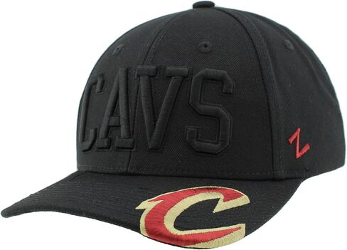 قبعة Snapback قابلة للتعديل مرخصة رسميًا من ZHATS NBA باللون الأسود in Kuwait