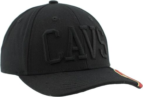 قبعة Snapback قابلة للتعديل مرخصة رسميًا من ZHATS NBA باللون الأسود in Kuwait