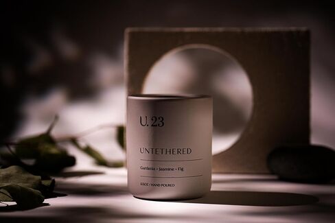 شمعة معطرة U.0 الفاخرة - Sage ، Orange & Amber | يدويًا في الولايات المتحدة الأمريكية مع شمع جوز الهند الطبيعي بنسبة 100 ٪ | فتيل مزدوج ، شمعة رائحة العطرية طويلة الأمد للمنزل ، الهدايا والاسترخاء (12.5 أوقية) in Kuwait