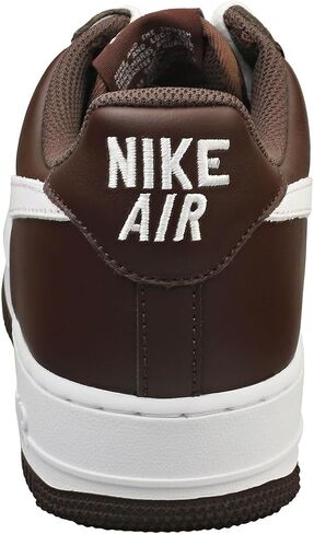 حذاء Nike Air Force 1 Low Retro Qs للرجال مقاس 8.5 بلون الشوكولاتة/الأبيض in Saudi Arabia