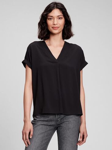 GAP Women's V-Neck Shirt in Saudi Arabia