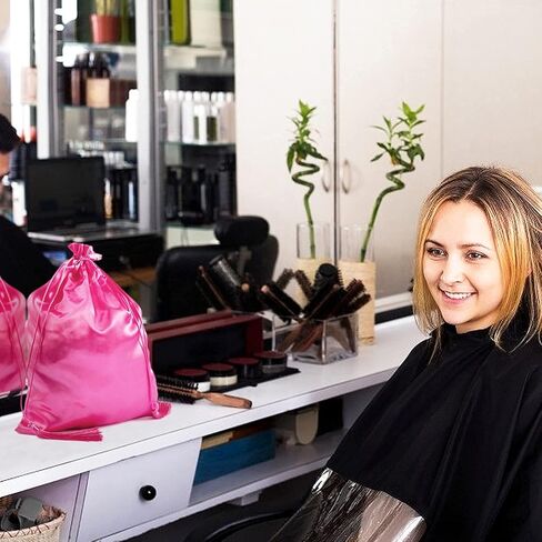 12 قطعة من حقائب الشعر المستعار الحريري مقاس 40.64 سم × 30.48 سم - أكياس تخزين أدوات الشعر المستعار الناعمة مع شرابة برباط لتغليف وصلات الشعر والشعر المستعار وحزم حاوية هدايا محمولة للاستخدام المنزلي في صالون السفر (أحمر وردي وأحمر) in Kuwait