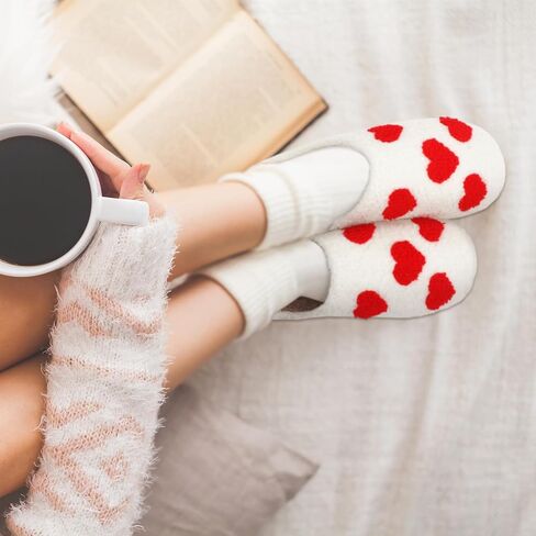 Valentine's Day Slippers Heart Soft Plush Slippers Keep Warm Couples Slides for Women Valentine's Day Home in Saudi Arabia