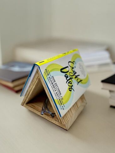 حامل الكتاب مع مكتبة الكتب الصغيرة | هدية مثالية لمحبي الكتب | إكسسوارات كتاب فريدة | حامل صفحة الكتاب | موقف الكتاب | مكتبة منضدة | هدايا عشاق الكتب كتاب هدية bookish in Kuwait