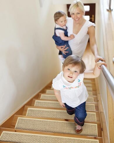 تقول الجدة إن مداسات السلالم غير قابلة للانزلاق، عداءات سلالم للخطوات الخشبية، 8 × 30، مداس سجاد السلالم، سجاد سلالم للأطفال والكلاب، 15 قطعة، أغطية سلالم مطاطية للسلالم الخشبية، حصائر الدرج، بيج in Kuwait