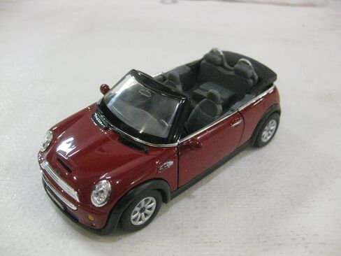 Mini Cooper S قابلة للتحويل في مقياس Diecast الأصفر 1:28 بواسطة Kinsmart in Kuwait