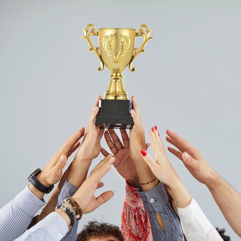 كأس الجوائز الذهبية البلاستيكية، كأس الكؤوس الذهبية لحفلات بطولات كرة القدم الرياضية in Saudi Arabia
