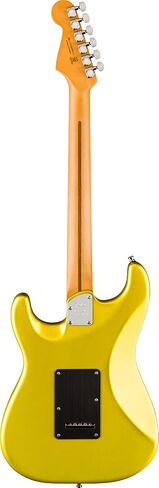 Fender American Ultra II Stratocaster - حزمة حمراء شريرة مع حقيبة وحزام وكابل وقبعة ومجموعة تنظيف الجيتار in Saudi Arabia