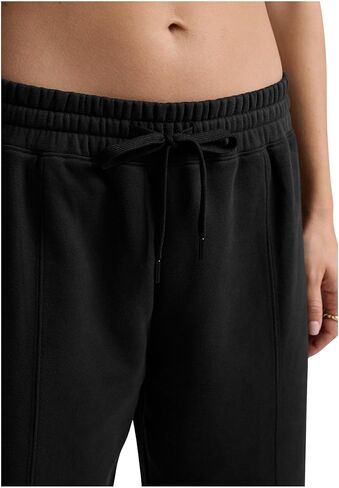Beyond Yoga Women's Luxefleece Barrel Sweatpants in Saudi Arabia