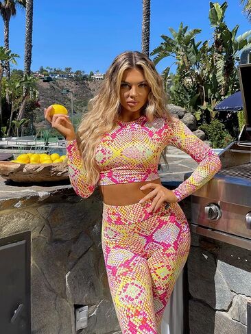 تي شيرت LiCi Fit بأكمام طويلة - أكمام مصممة خصيصًا، مقاس مناسب، سريع الجفاف، قماش مطاطي في 4 اتجاهات in Kuwait