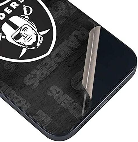 غلاف هاتف Skinit متوافق مع iPhone 13 - تصميم باللونين الأبيض والأسود مرخص رسميًا من NFL Las Vegas Raiders in Saudi Arabia
