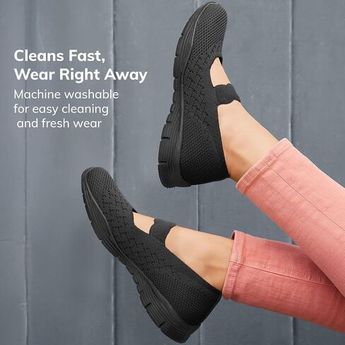 حذاء نسائي مسطح من Skechers Seager Power Hitter مصنوع من نسيج ماري جين in Kuwait