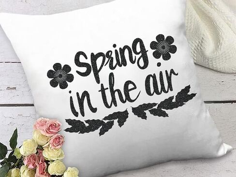 Lya Vinyl Glitter HTV فينيل نقل الحرارة، 8 عبوات من صفائح الفينيل HTV اللامعة مقاس 30.48 سم × 25.4 سم من أجل Cricut - حديد على الفينيل لنسيج القمصان in Kuwait