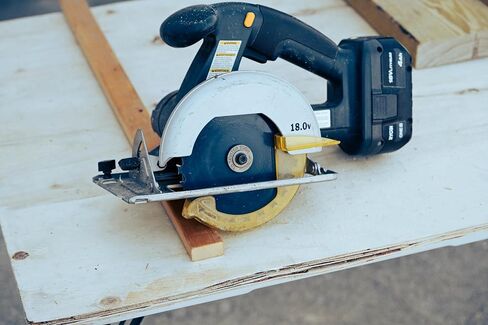 Century Drill & Tool 10213 10 "40 T Construction Circular Saw Flade ، أسنان كربيد C3 متينة ، فتحات الحرارة ، قطع دقيقة ، اهتزاز منخفضة in Saudi Arabia
