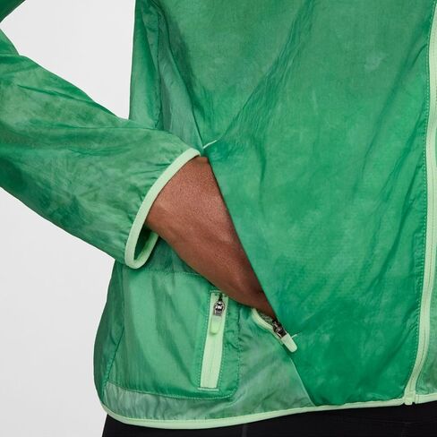 Nike Trail Women's Repel Lightweight Running Jacket in Saudi Arabia