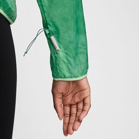 Nike Trail Women's Repel Lightweight Running Jacket in Saudi Arabia