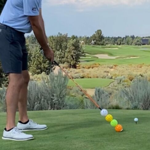أداة مساعدة مدرب أرجوحة الجولف المبهرة - عصا سوط للإحماء والسرعة مع ضوء LED لتحسين التأخر والطاقة والإيقاع والتوازن in Kuwait