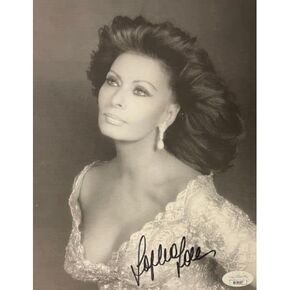 Athlon Sports CTBL-031999 7.5 x 9.5 in. Sophia Loren Signed Photo JSA - No.SS50187 - Hollywood Film Legend in Saudi Arabia
