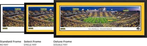 Iowa Hawkeyes Football "Run Out" - بساط مزدوج مقاس 44x18 بوصة، صورة مؤطرة فاخرة من Blakeway Panoramas in Saudi Arabia