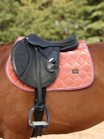 Harrison Howard General Purpose Saddle Pad for Horse Riding Training English Saddle Pad Soft Cushioning for Horse Back in Saudi Arabia