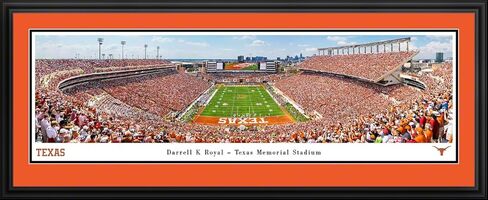 كرة القدم Texas Longhorns، منطقة النهاية - حصيرة مزدوجة، صورة مؤطرة فاخرة من Blakeway Panoramas (44 بوصة عرض × 18 بوصة ارتفاع) in Saudi Arabia