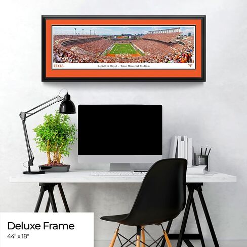 كرة القدم Texas Longhorns، منطقة النهاية - حصيرة مزدوجة، صورة مؤطرة فاخرة من Blakeway Panoramas (44 بوصة عرض × 18 بوصة ارتفاع) in Saudi Arabia