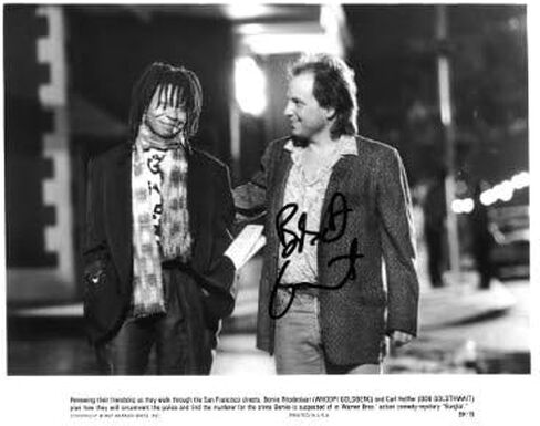 Athlon Sports CTBL-026082 Bobcat Goldthwait Signed 1987 Burglar Movie B&W 8 x 10 in. Photo - JSA Hologram No.AA38159 with Whoopi Goldberg in Saudi Arabia