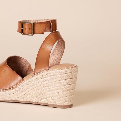 Amazon Essentials Women's Wedge Espadrille Sandal in Saudi Arabia