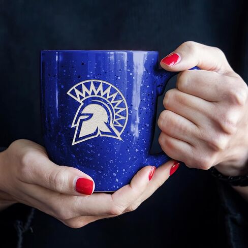 RICO Industries NCAA Southern New Hampshire Penmen الشعار الأساسي البحرية in Kuwait